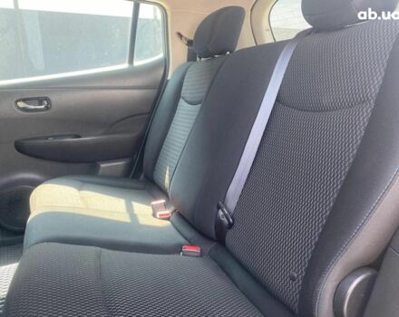 Червоний Ніссан Ліф, об'ємом двигуна 0 л та пробігом 92 тис. км за 8890 $, фото 25 на Automoto.ua