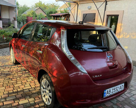 Красный Ниссан Лиф, объемом двигателя 0 л и пробегом 105 тыс. км за 7900 $, фото 5 на Automoto.ua