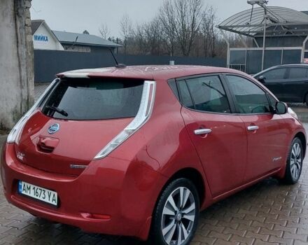 Красный Ниссан Лиф, объемом двигателя 0 л и пробегом 84 тыс. км за 7400 $, фото 3 на Automoto.ua
