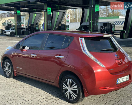 Красный Ниссан Лиф, объемом двигателя 0 л и пробегом 145 тыс. км за 5950 $, фото 10 на Automoto.ua