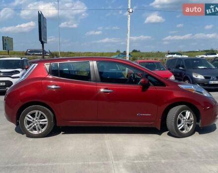 Червоний Ніссан Ліф, об'ємом двигуна 0 л та пробігом 92 тис. км за 8890 $, фото 10 на Automoto.ua