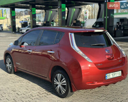 Красный Ниссан Лиф, объемом двигателя 0 л и пробегом 145 тыс. км за 5950 $, фото 18 на Automoto.ua