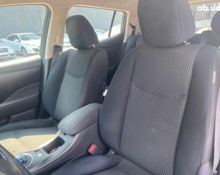 Червоний Ніссан Ліф, об'ємом двигуна 0 л та пробігом 92 тис. км за 8890 $, фото 28 на Automoto.ua