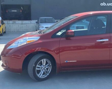 Червоний Ніссан Ліф, об'ємом двигуна 0 л та пробігом 92 тис. км за 8890 $, фото 2 на Automoto.ua