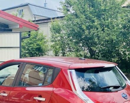 Красный Ниссан Лиф, объемом двигателя 0 л и пробегом 145 тыс. км за 10500 $, фото 11 на Automoto.ua