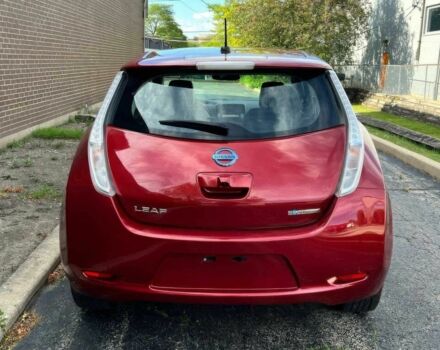 Красный Ниссан Лиф, объемом двигателя 0 л и пробегом 71 тыс. км за 5000 $, фото 4 на Automoto.ua