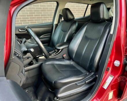 Красный Ниссан Лиф, объемом двигателя 0 л и пробегом 71 тыс. км за 5000 $, фото 8 на Automoto.ua