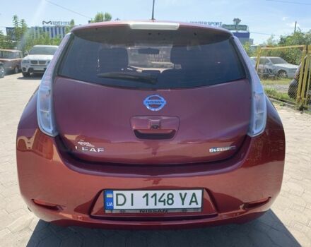 Красный Ниссан Лиф, объемом двигателя 0 л и пробегом 115 тыс. км за 5650 $, фото 6 на Automoto.ua