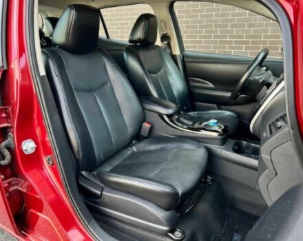 Красный Ниссан Лиф, объемом двигателя 0 л и пробегом 74 тыс. км за 3500 $, фото 8 на Automoto.ua