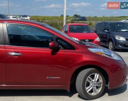 Червоний Ніссан Ліф, об'ємом двигуна 0 л та пробігом 92 тис. км за 8890 $, фото 11 на Automoto.ua