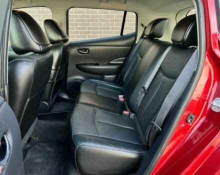 Красный Ниссан Лиф, объемом двигателя 0 л и пробегом 80 тыс. км за 2400 $, фото 9 на Automoto.ua