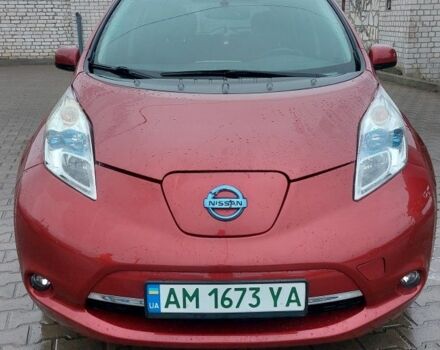 Красный Ниссан Лиф, объемом двигателя 0 л и пробегом 84 тыс. км за 7400 $, фото 21 на Automoto.ua