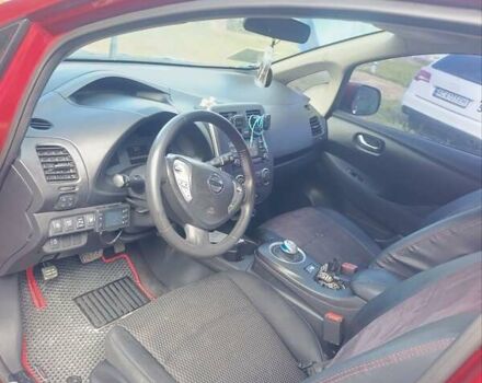 Червоний Ніссан Ліф, об'ємом двигуна 0 л та пробігом 129 тис. км за 6000 $, фото 17 на Automoto.ua