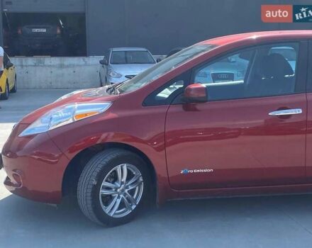 Червоний Ніссан Ліф, об'ємом двигуна 0 л та пробігом 92 тис. км за 8890 $, фото 3 на Automoto.ua