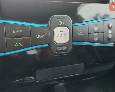 Красный Ниссан Лиф, объемом двигателя 0 л и пробегом 67 тыс. км за 7500 $, фото 15 на Automoto.ua