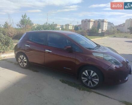 Червоний Ніссан Ліф, об'ємом двигуна 0 л та пробігом 104 тис. км за 8500 $, фото 7 на Automoto.ua