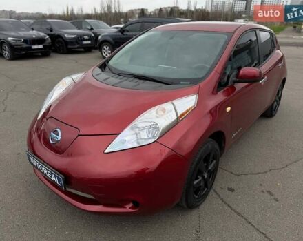 Красный Ниссан Лиф, объемом двигателя 0 л и пробегом 155 тыс. км за 7800 $, фото 13 на Automoto.ua