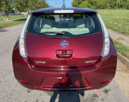 Красный Ниссан Лиф, объемом двигателя 0 л и пробегом 77 тыс. км за 6200 $, фото 6 на Automoto.ua