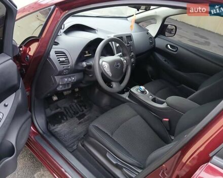 Красный Ниссан Лиф, объемом двигателя 0 л и пробегом 91 тыс. км за 7300 $, фото 12 на Automoto.ua
