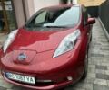 Красный Ниссан Лиф, объемом двигателя 0 л и пробегом 128 тыс. км за 12000 $, фото 1 на Automoto.ua
