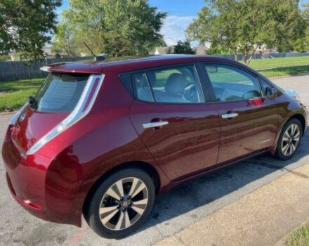 Красный Ниссан Лиф, объемом двигателя 0 л и пробегом 77 тыс. км за 6200 $, фото 7 на Automoto.ua