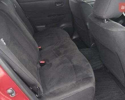 Красный Ниссан Лиф, объемом двигателя 0 л и пробегом 67 тыс. км за 7500 $, фото 7 на Automoto.ua