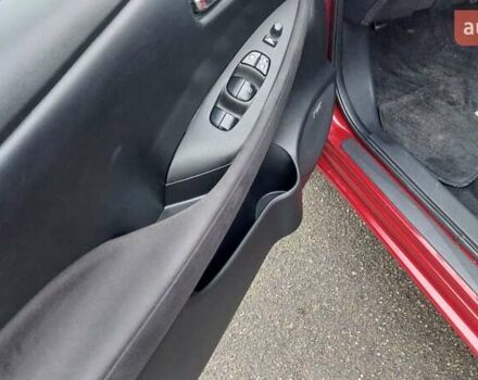 Красный Ниссан Лиф, объемом двигателя 0 л и пробегом 67 тыс. км за 7500 $, фото 6 на Automoto.ua