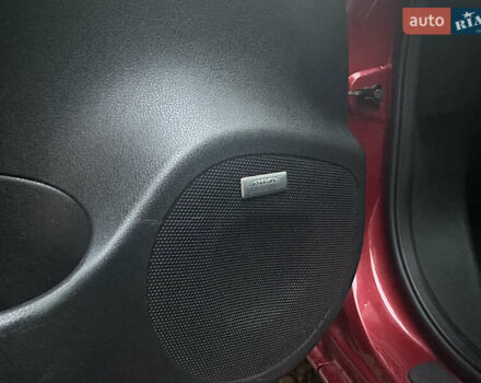 Красный Ниссан Лиф, объемом двигателя 0 л и пробегом 125 тыс. км за 7199 $, фото 15 на Automoto.ua