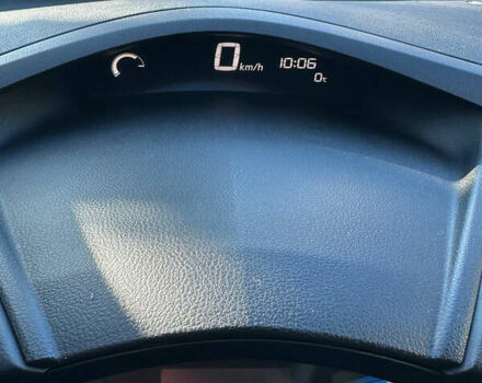 Красный Ниссан Лиф, объемом двигателя 0 л и пробегом 99 тыс. км за 7500 $, фото 53 на Automoto.ua