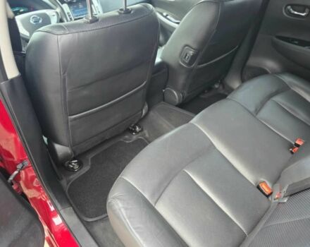 Красный Ниссан Лиф, объемом двигателя 0 л и пробегом 99 тыс. км за 3000 $, фото 14 на Automoto.ua