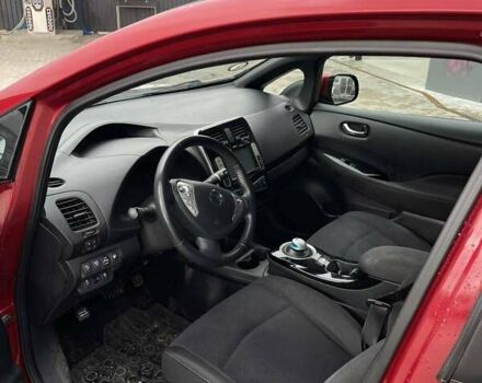 Червоний Ніссан Ліф, об'ємом двигуна 0 л та пробігом 113 тис. км за 7850 $, фото 12 на Automoto.ua
