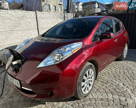 Красный Ниссан Лиф, объемом двигателя 0 л и пробегом 99 тыс. км за 7500 $, фото 2 на Automoto.ua