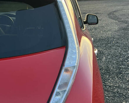 Красный Ниссан Лиф, объемом двигателя 0 л и пробегом 180 тыс. км за 6800 $, фото 8 на Automoto.ua