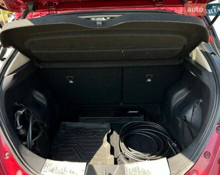 Червоний Ніссан Ліф, об'ємом двигуна 0 л та пробігом 93 тис. км за 14300 $, фото 6 на Automoto.ua