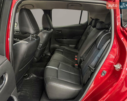 Красный Ниссан Лиф, объемом двигателя 0 л и пробегом 25 тыс. км за 8500 $, фото 20 на Automoto.ua