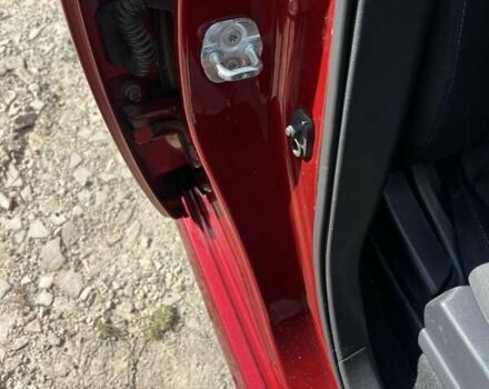 Красный Ниссан Лиф, объемом двигателя 0 л и пробегом 80 тыс. км за 13799 $, фото 17 на Automoto.ua