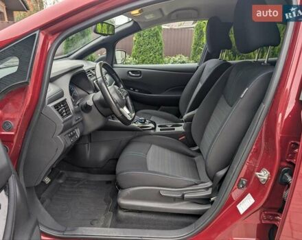 Червоний Ніссан Ліф, об'ємом двигуна 0 л та пробігом 127 тис. км за 11900 $, фото 24 на Automoto.ua