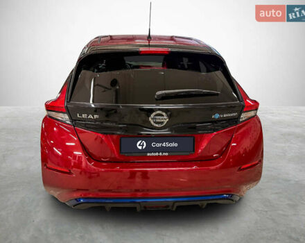 Красный Ниссан Лиф, объемом двигателя 0 л и пробегом 25 тыс. км за 8500 $, фото 3 на Automoto.ua