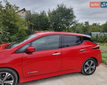 Червоний Ніссан Ліф, об'ємом двигуна 0 л та пробігом 81 тис. км за 13199 $, фото 4 на Automoto.ua