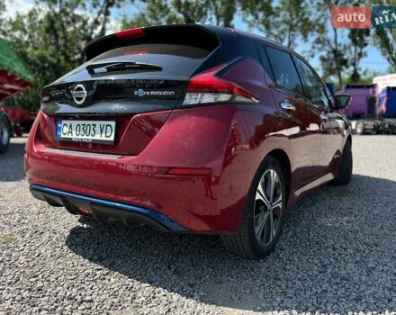 Червоний Ніссан Ліф, об'ємом двигуна 0 л та пробігом 93 тис. км за 14300 $, фото 3 на Automoto.ua