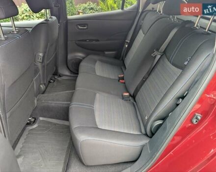 Червоний Ніссан Ліф, об'ємом двигуна 0 л та пробігом 127 тис. км за 11900 $, фото 21 на Automoto.ua