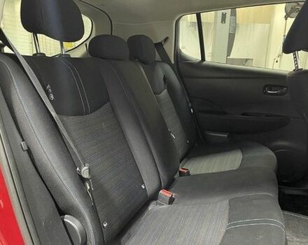 Червоний Ніссан Ліф, об'ємом двигуна 0 л та пробігом 104 тис. км за 11600 $, фото 4 на Automoto.ua