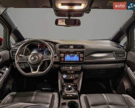 Красный Ниссан Лиф, объемом двигателя 0 л и пробегом 25 тыс. км за 8500 $, фото 9 на Automoto.ua