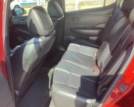 Красный Ниссан Лиф, объемом двигателя 0 л и пробегом 31 тыс. км за 13000 $, фото 10 на Automoto.ua