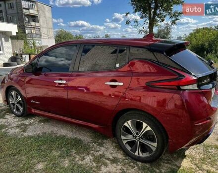 Красный Ниссан Лиф, объемом двигателя 0 л и пробегом 80 тыс. км за 13799 $, фото 13 на Automoto.ua