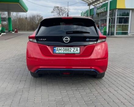 Красный Ниссан Лиф, объемом двигателя 0 л и пробегом 135 тыс. км за 13000 $, фото 3 на Automoto.ua