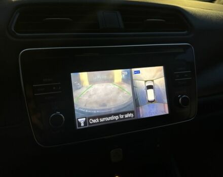 Красный Ниссан Лиф, объемом двигателя 0 л и пробегом 134 тыс. км за 12200 $, фото 7 на Automoto.ua