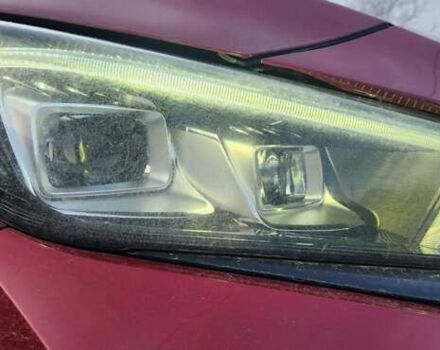 Красный Ниссан Лиф, объемом двигателя 0 л и пробегом 130 тыс. км за 10950 $, фото 2 на Automoto.ua