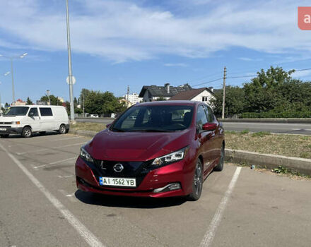 Красный Ниссан Лиф, объемом двигателя 0 л и пробегом 79 тыс. км за 13200 $, фото 2 на Automoto.ua