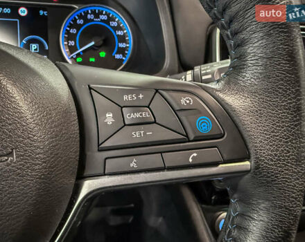 Красный Ниссан Лиф, объемом двигателя 0 л и пробегом 25 тыс. км за 8500 $, фото 12 на Automoto.ua